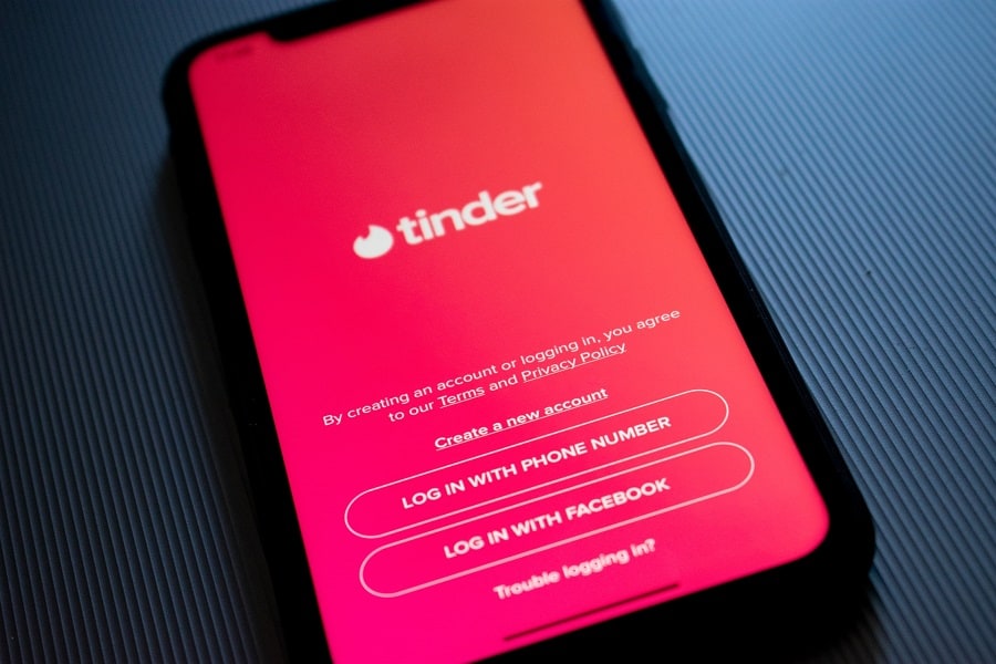 The Ultimate Guide to Mastering Tinder Conversations Introduction